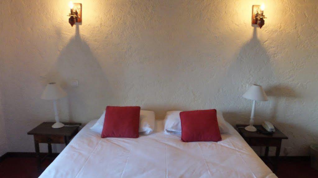 L'Estirado Des Adrets Hotel Les Adrets-de-l'Esterel Exterior foto