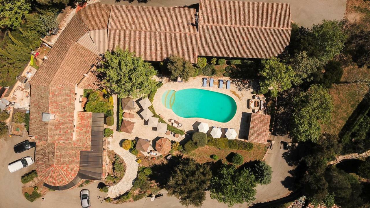 L'Estirado Des Adrets Hotel Les Adrets-de-l'Esterel Exterior foto